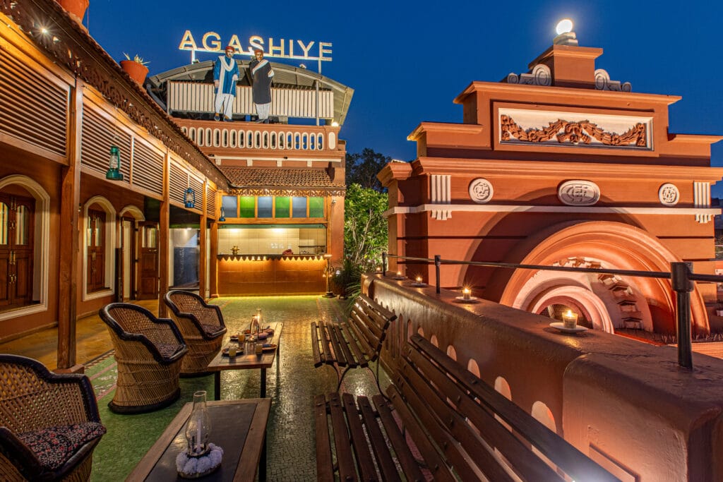 Dining in a Courtyard: Traditional Meals Served the Old Way 16 HOUSE OF MG HTA 64