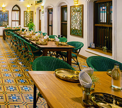 House of MG Dining 1